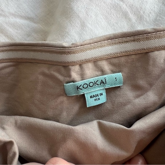 Tan Bandeau Crop Top - Picture 4 of 6